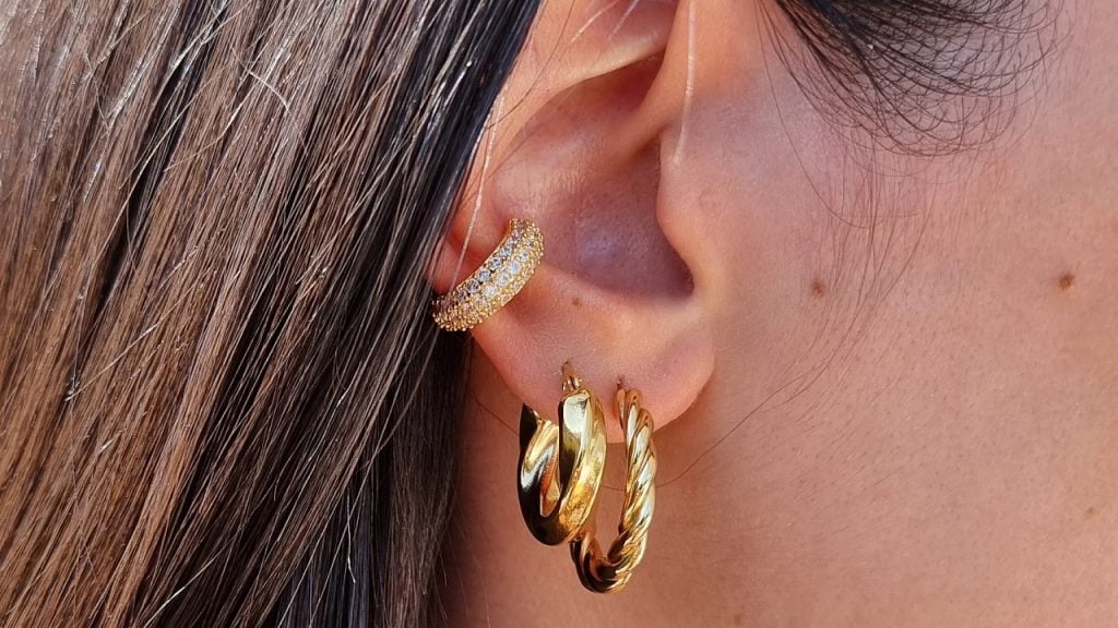 Ear cuff σκουλαρίκια – τι ξέρεις για τα σκουλαρίκια χωρίς τρύπα;